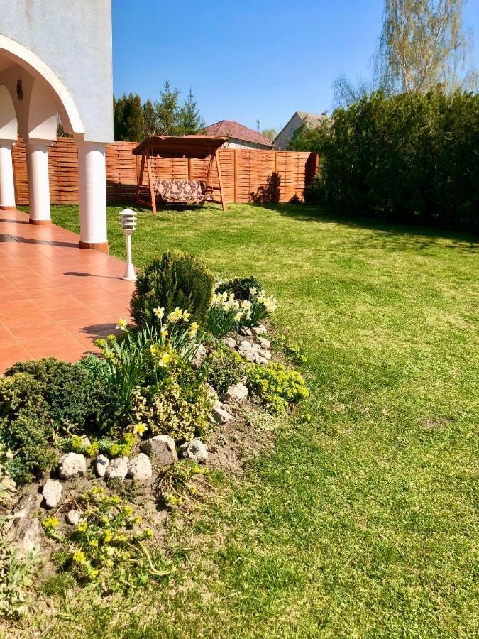 Tieff Apartmanhaz Balatonmariafuerdo Hullamtelep 巴拉顿凯赖斯图尔 外观 照片