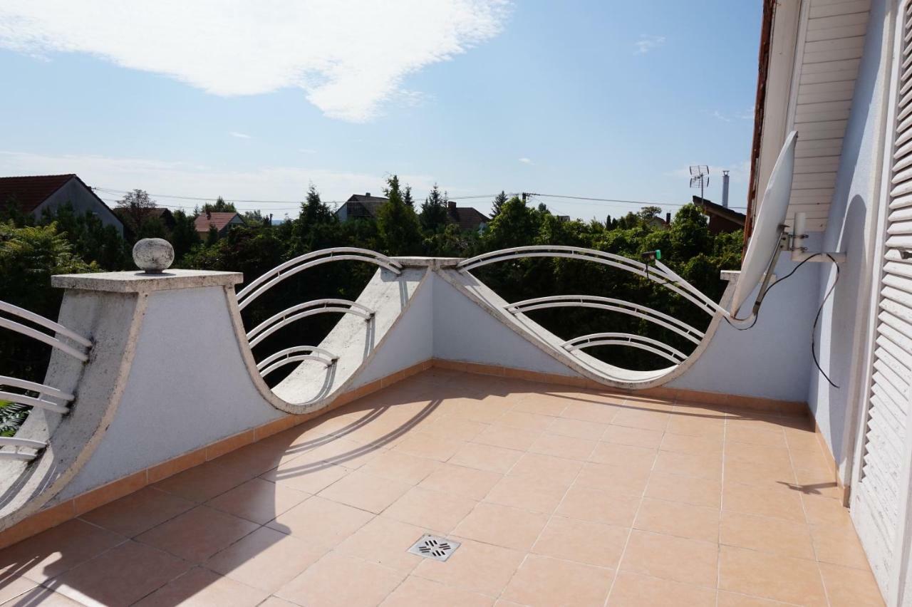 Tieff Apartmanhaz Balatonmariafuerdo Hullamtelep 巴拉顿凯赖斯图尔 外观 照片